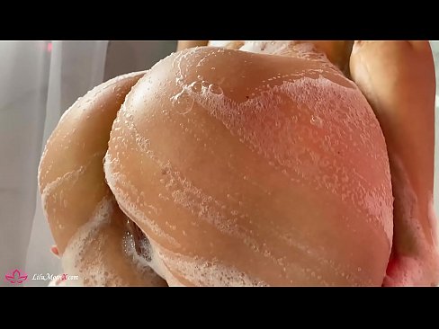 ❤️ سبزه با ارتعاش گربه خودارضایی می کند تا ارگاسم شدید در دوش گرفتن ❌ فیلم جنسی در fa.xxxtun.ru ️❤