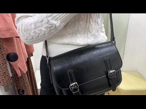 ❤️ خودارضایی عمومی عوضی جوان FeralBerry با دیلدو در اتاق تناسب ❌ فیلم جنسی در fa.xxxtun.ru ️❤